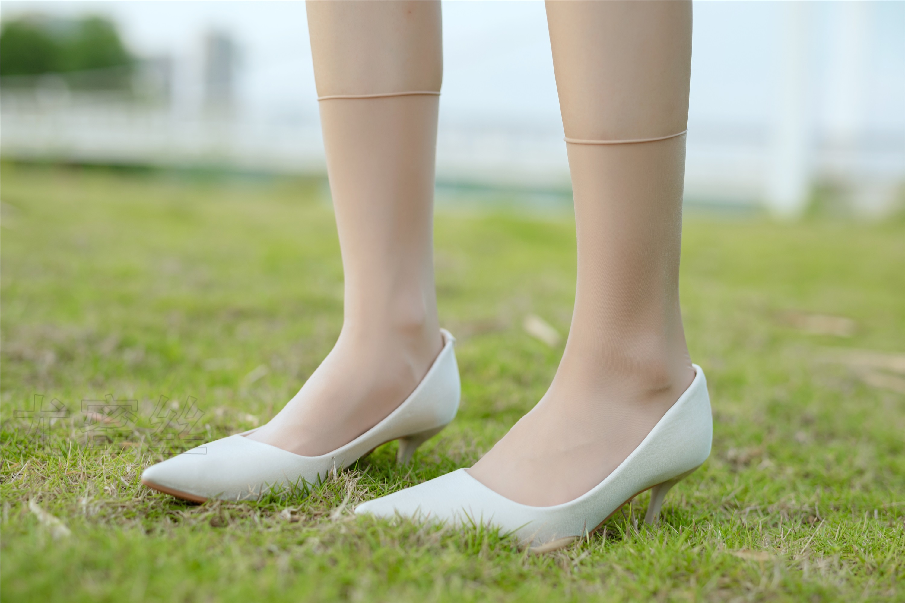 尤蜜丝 穿搭写真 NO.052